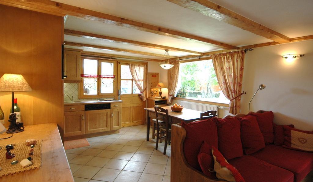 Appart 4 Pers 3 Etoiles Proximite Lac Et Remontees Courchevel Le Praz - Arrayanes ห้อง รูปภาพ