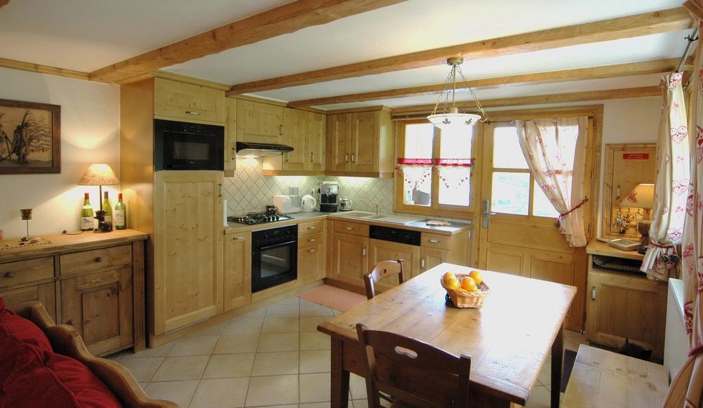 Appart 4 Pers 3 Etoiles Proximite Lac Et Remontees Courchevel Le Praz - Arrayanes ห้อง รูปภาพ